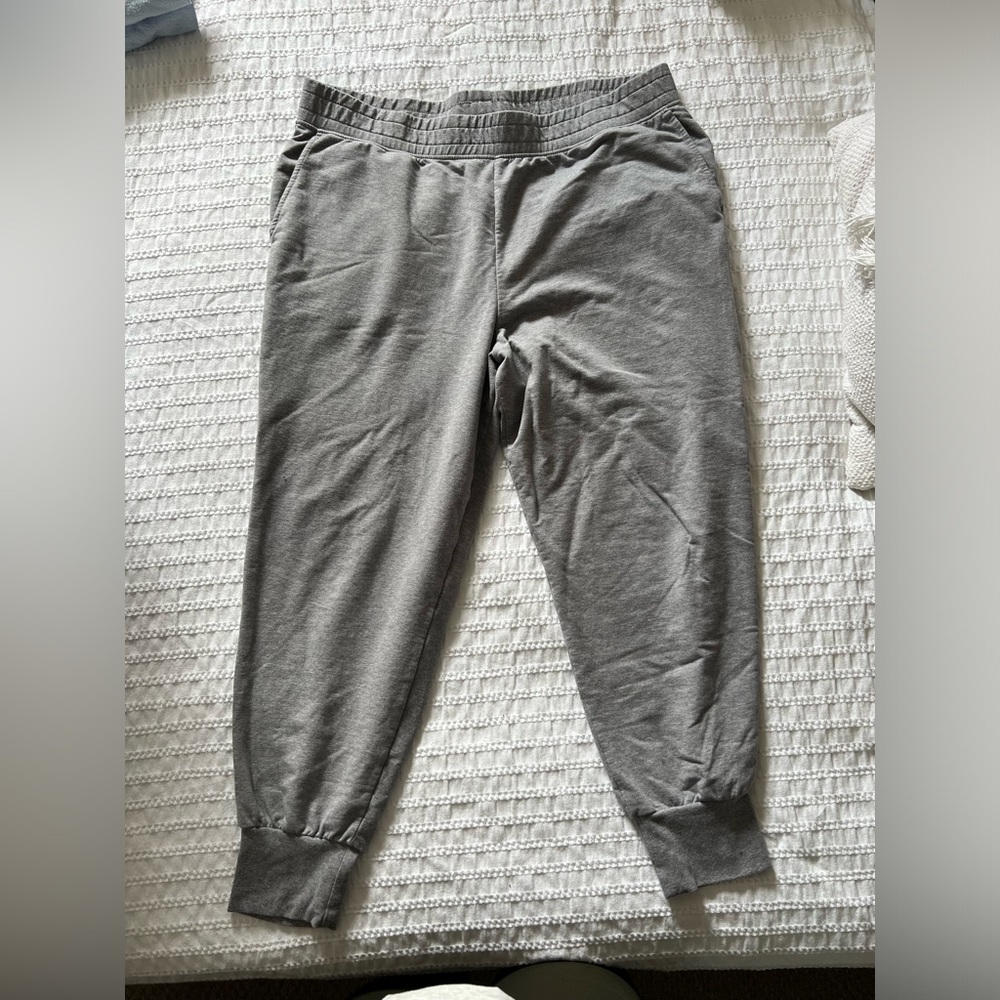 SOLD | XL Patagonia Joggers